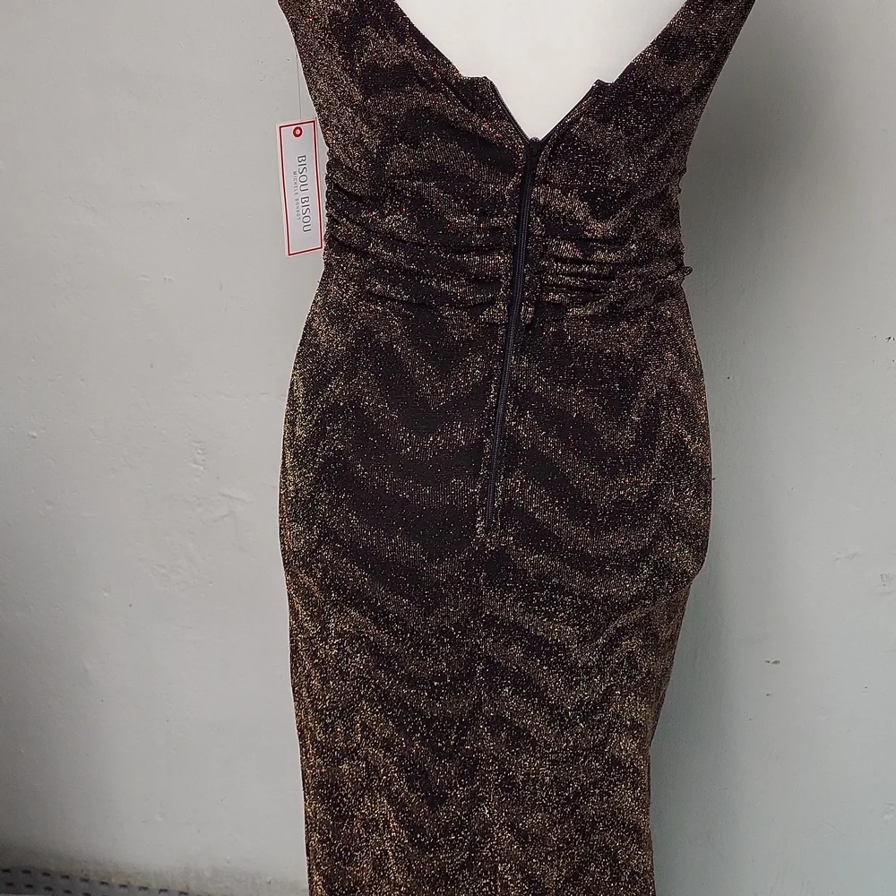 New Bisou Bisou Dress - Picture 9 of 14